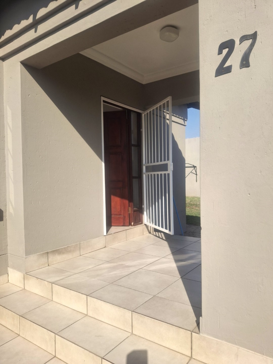 Commercial Property for Sale in Cloverdene Gauteng