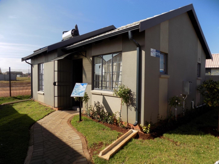 2 Bedroom Property for Sale in Sky City Gauteng