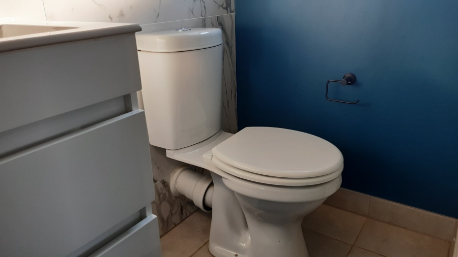 To Let 1 Bedroom Property for Rent in Waterfall Gauteng