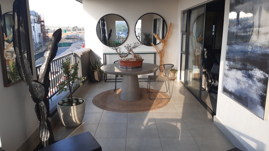 To Let 1 Bedroom Property for Rent in Waterfall Gauteng
