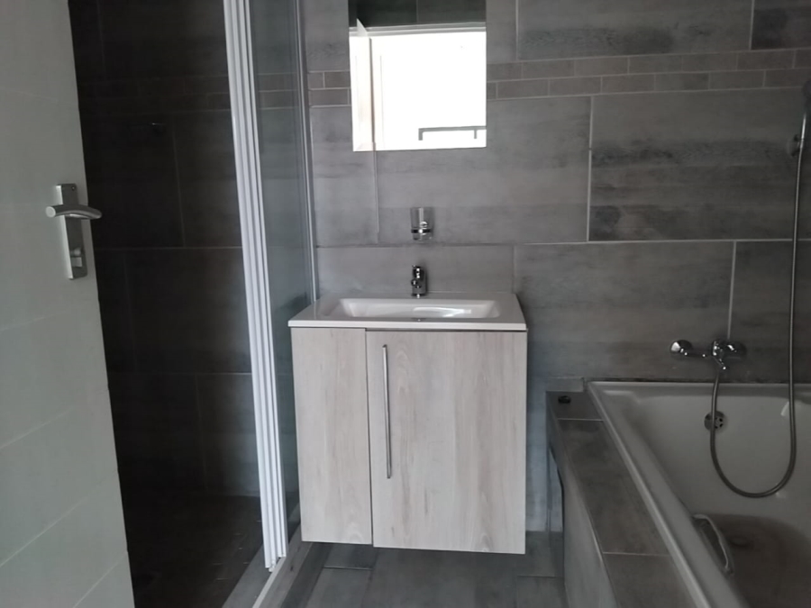 To Let 2 Bedroom Property for Rent in Northgate Gauteng