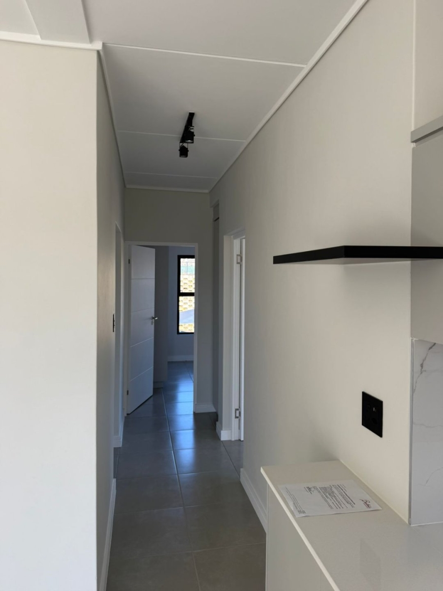 To Let 3 Bedroom Property for Rent in Waterfall Gauteng