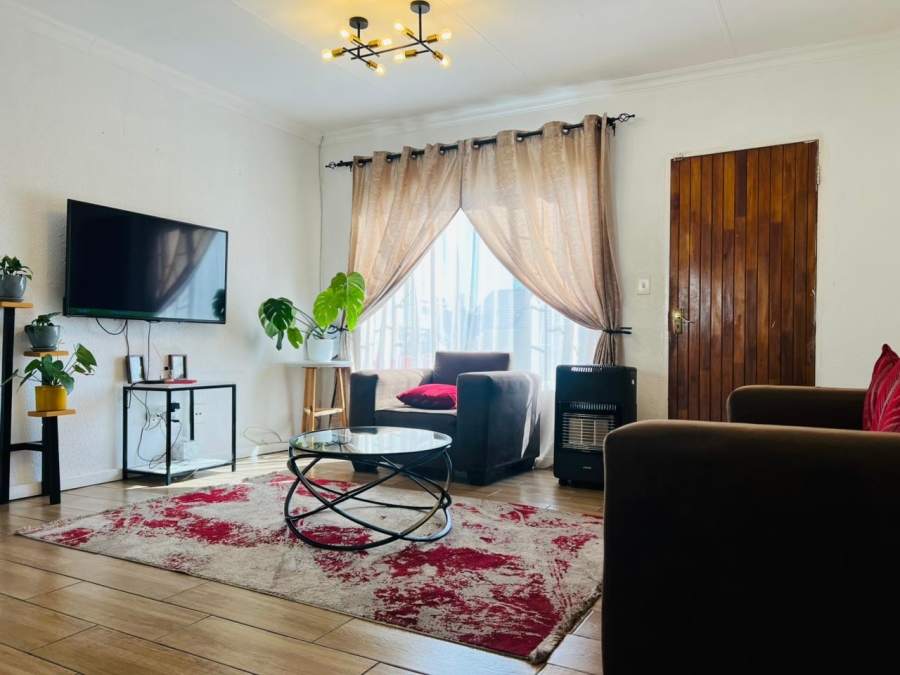 3 Bedroom Property for Sale in Eden Glen Gauteng