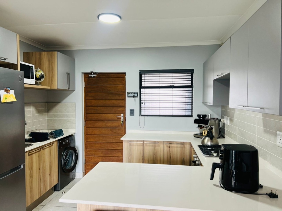 1 Bedroom Property for Sale in Modderfontein Gauteng