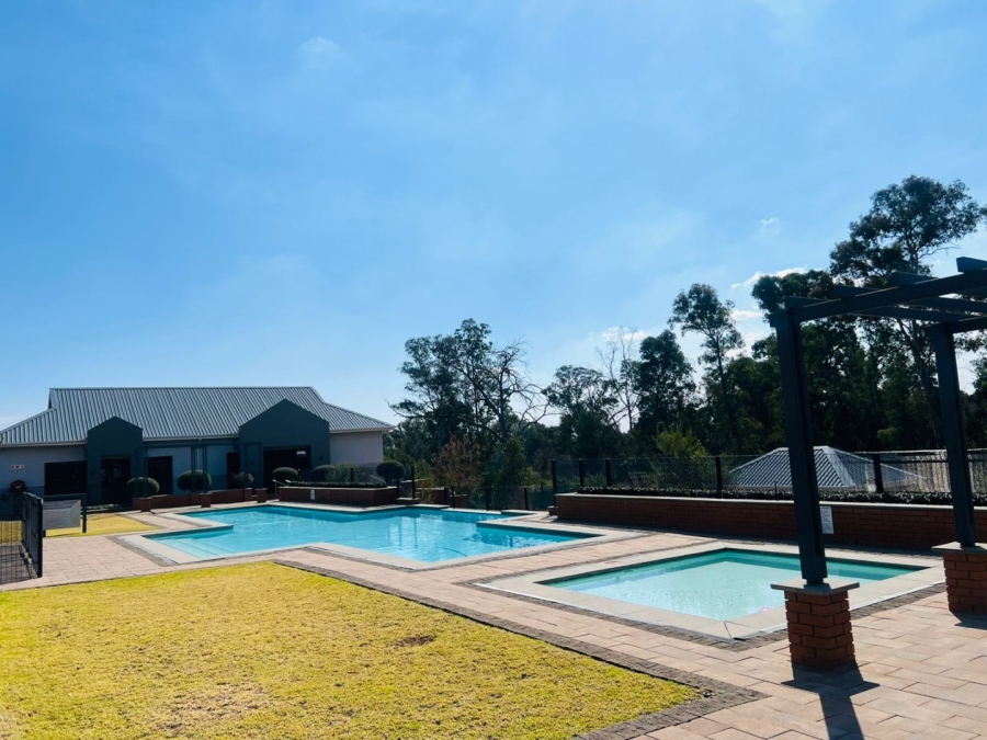 1 Bedroom Property for Sale in Modderfontein Gauteng