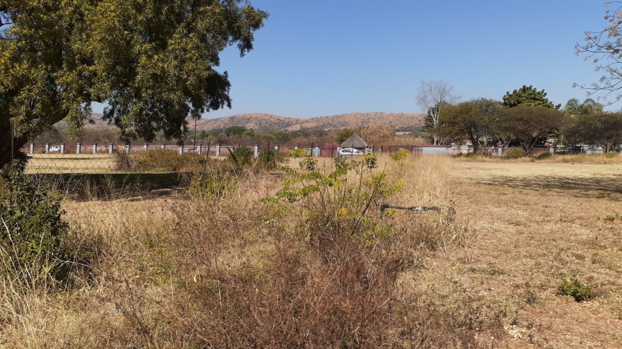  Bedroom Property for Sale in Heatherdale AH Gauteng