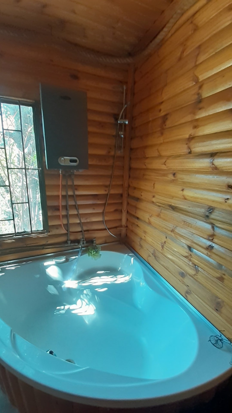  Bedroom Property for Sale in Heatherdale AH Gauteng