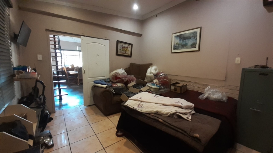  Bedroom Property for Sale in Heatherdale AH Gauteng
