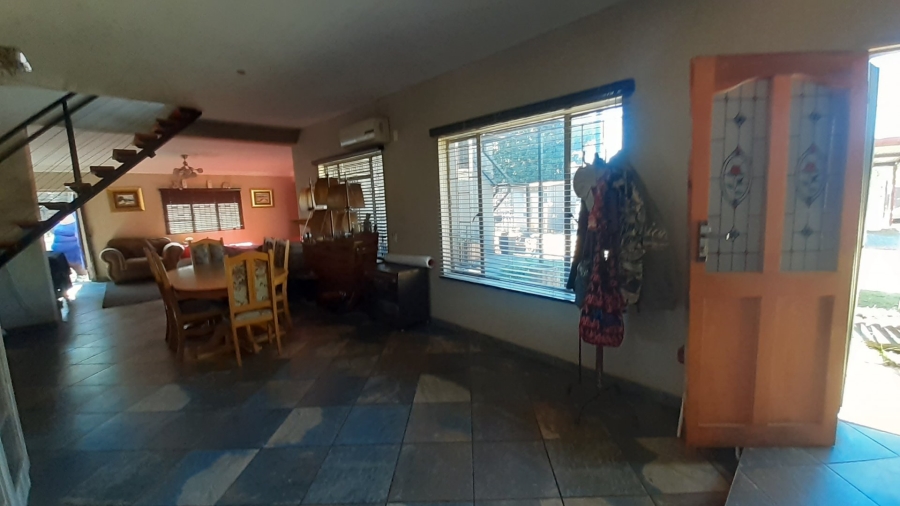  Bedroom Property for Sale in Heatherdale AH Gauteng