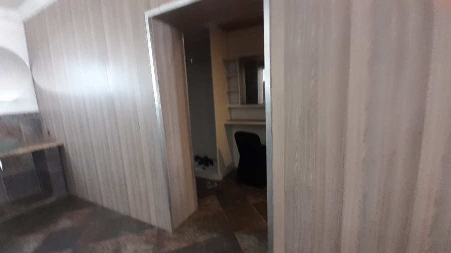  Bedroom Property for Sale in Heatherdale AH Gauteng