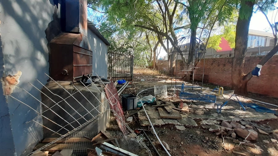  Bedroom Property for Sale in Heatherdale AH Gauteng
