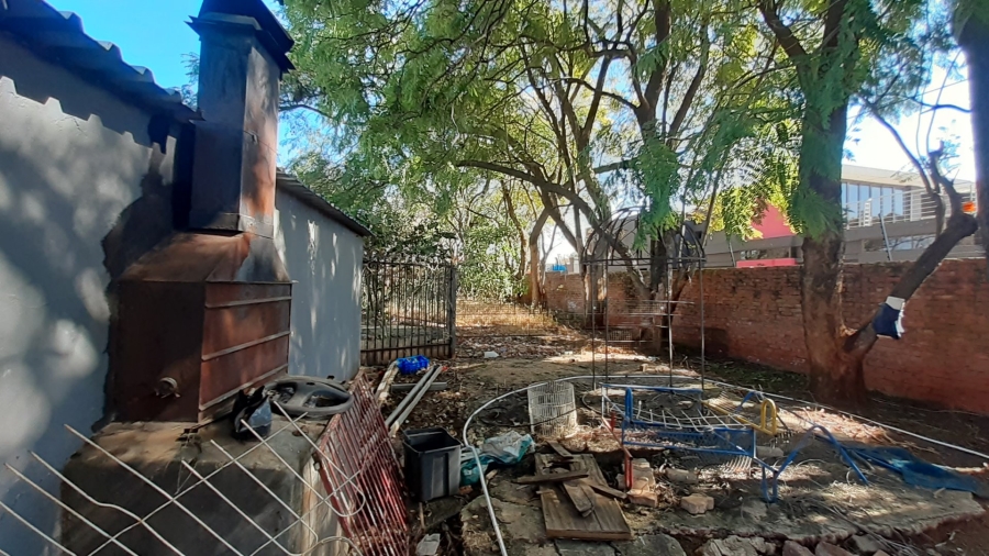  Bedroom Property for Sale in Heatherdale AH Gauteng