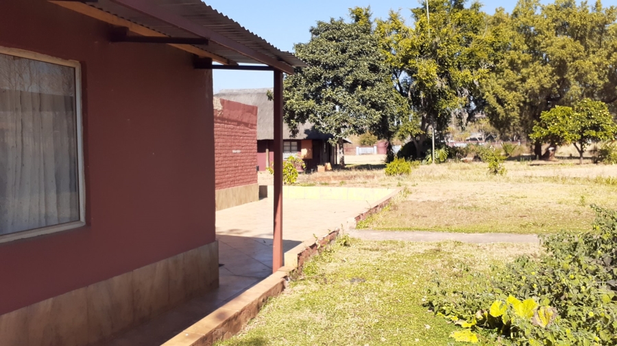  Bedroom Property for Sale in Heatherdale AH Gauteng
