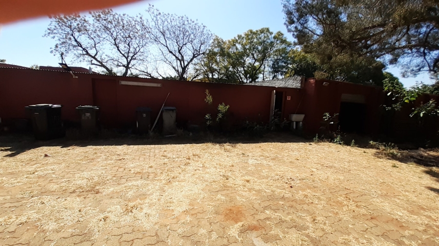  Bedroom Property for Sale in Heatherdale AH Gauteng