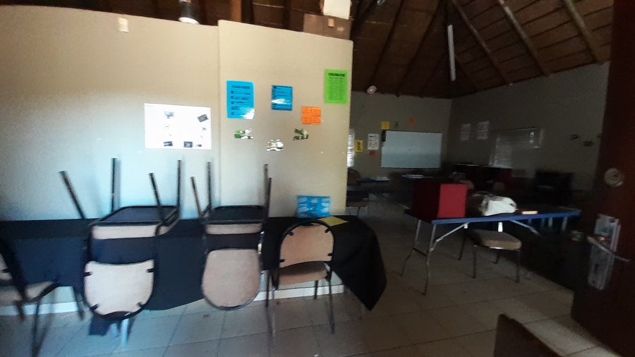  Bedroom Property for Sale in Heatherdale AH Gauteng