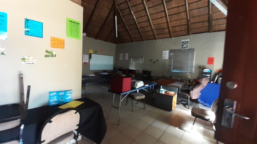  Bedroom Property for Sale in Heatherdale AH Gauteng