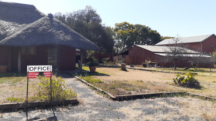  Bedroom Property for Sale in Heatherdale AH Gauteng