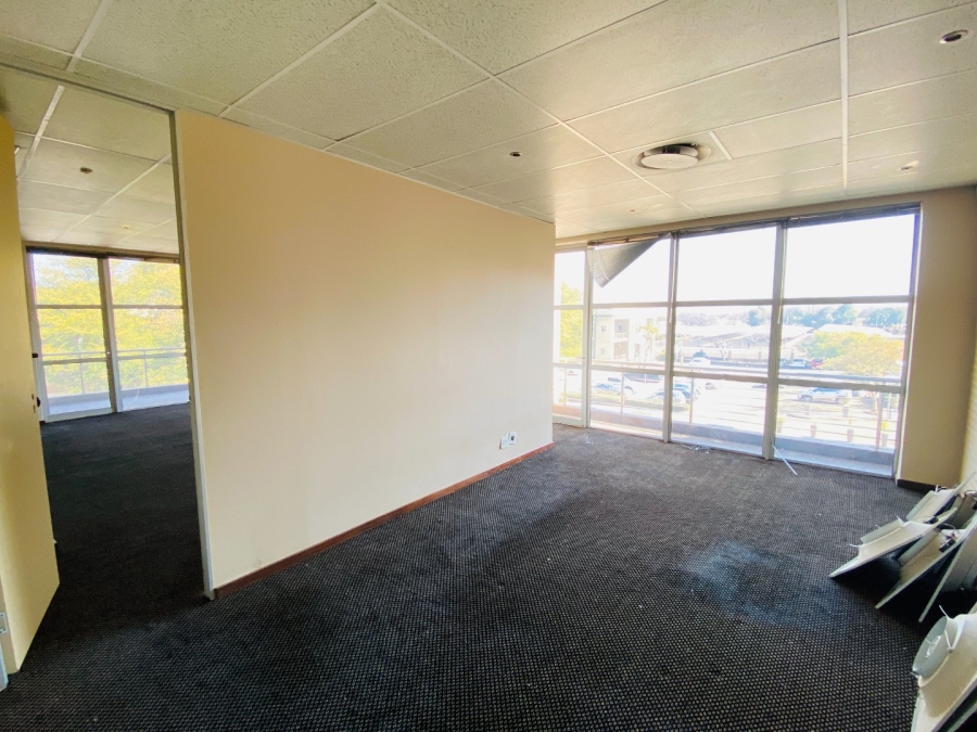 To Let commercial Property for Rent in Die Hoewes Gauteng