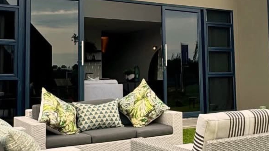 4 Bedroom Property for Sale in Nooitgedacht Gauteng