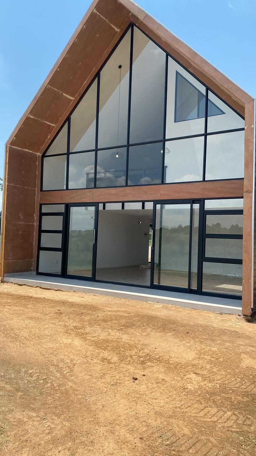 4 Bedroom Property for Sale in Nooitgedacht Gauteng