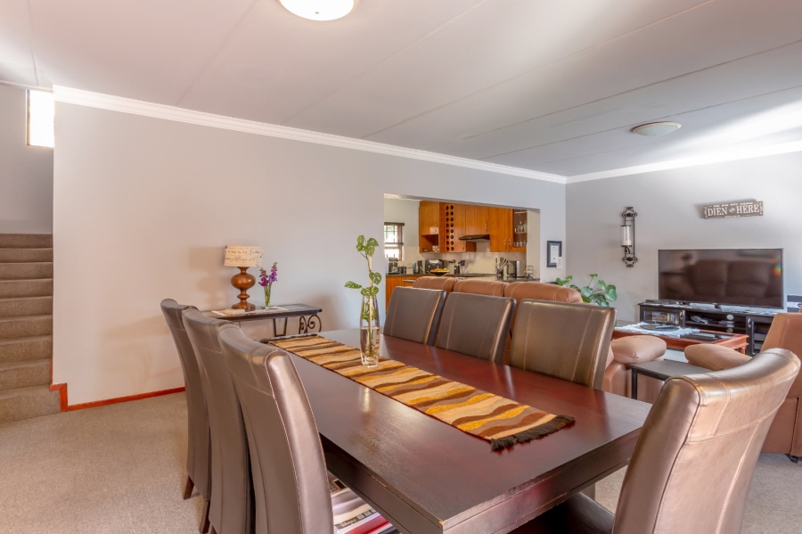 3 Bedroom Property for Sale in Radiokop Gauteng