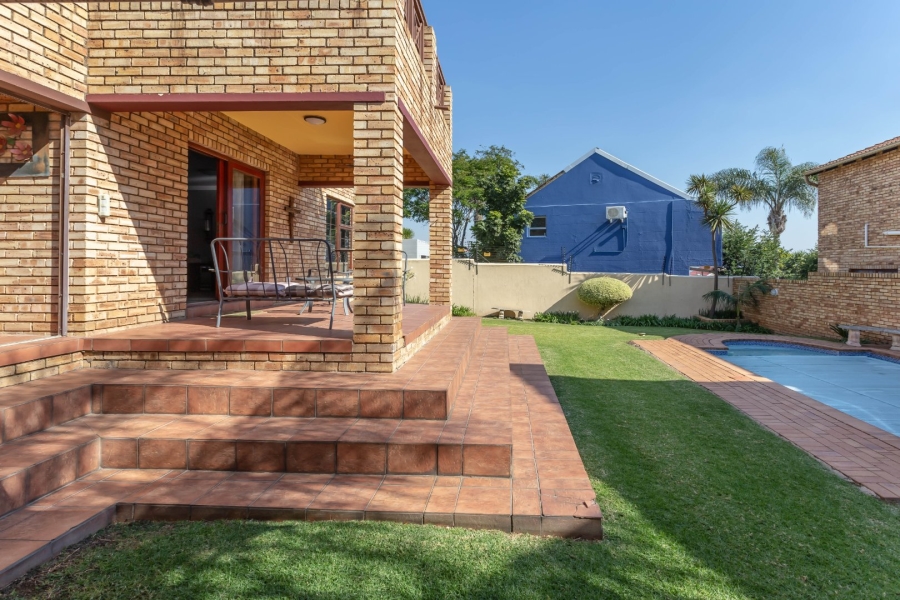 3 Bedroom Property for Sale in Radiokop Gauteng