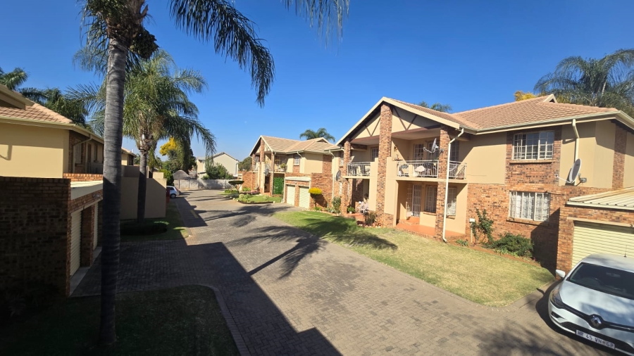 3 Bedroom Property for Sale in Magalieskruin Gauteng