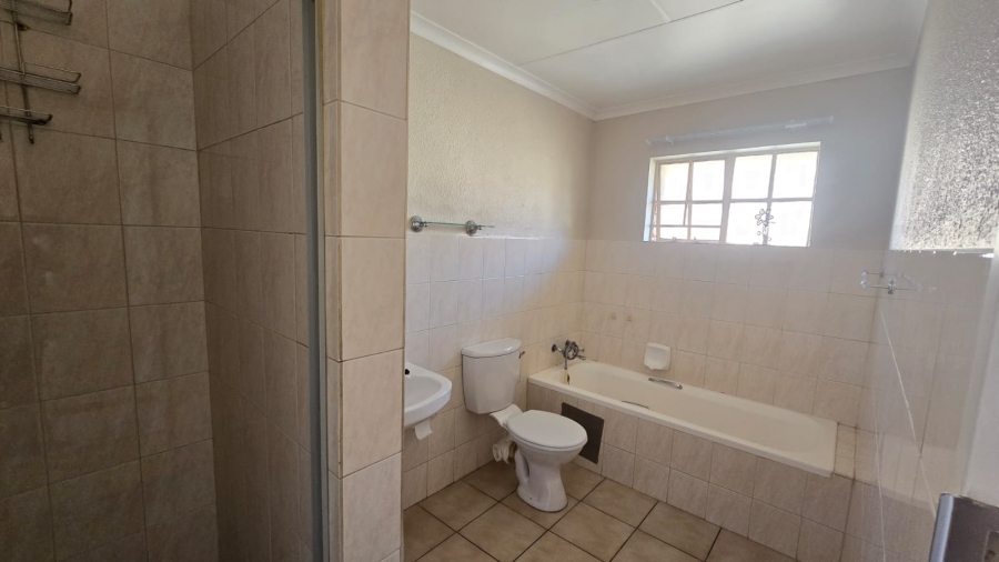 3 Bedroom Property for Sale in Magalieskruin Gauteng