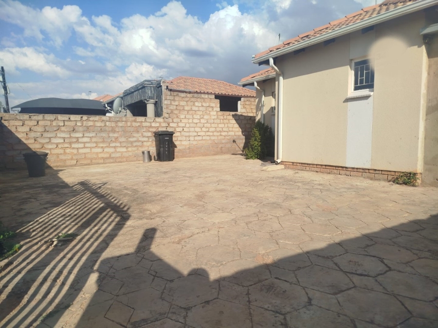 3 Bedroom Property for Sale in Gem Valley Gauteng