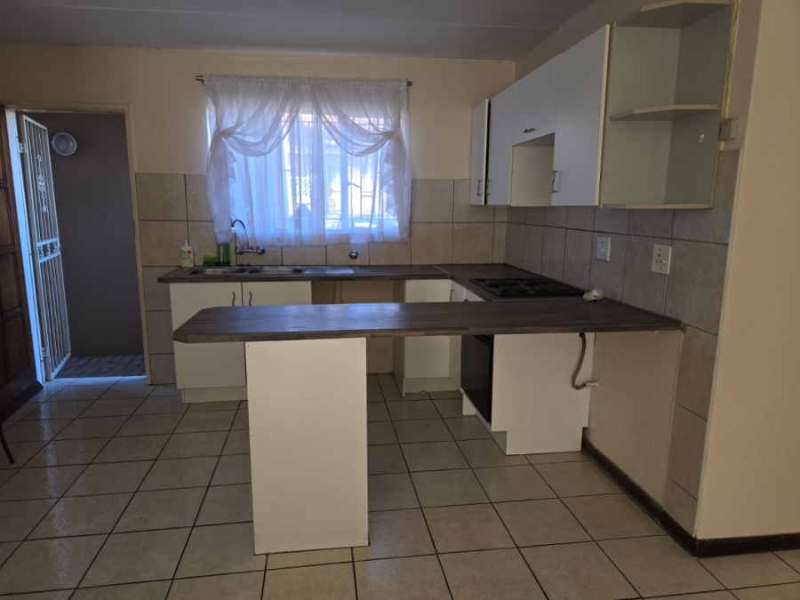 3 Bedroom Property for Sale in Ravenswood Gauteng
