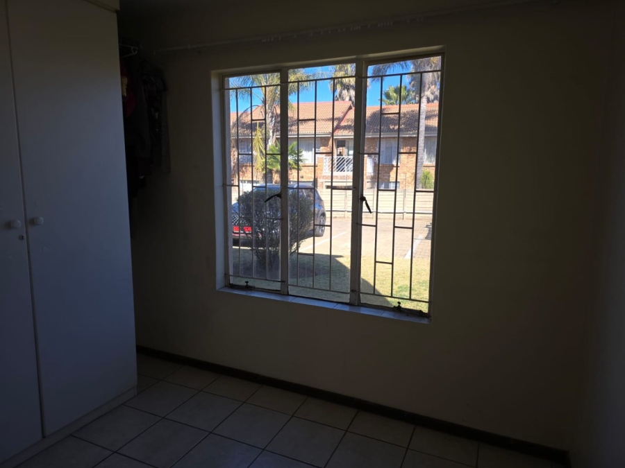 3 Bedroom Property for Sale in Ravenswood Gauteng