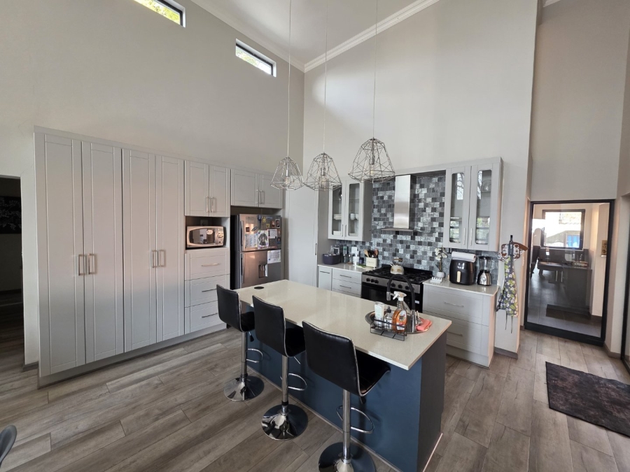6 Bedroom Property for Sale in Montana Park Gauteng