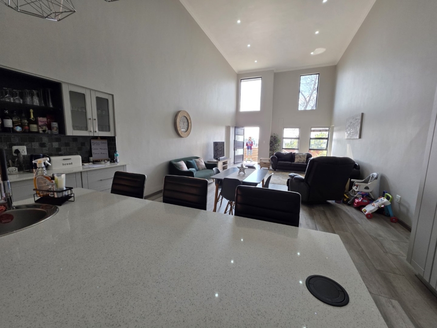 6 Bedroom Property for Sale in Montana Park Gauteng