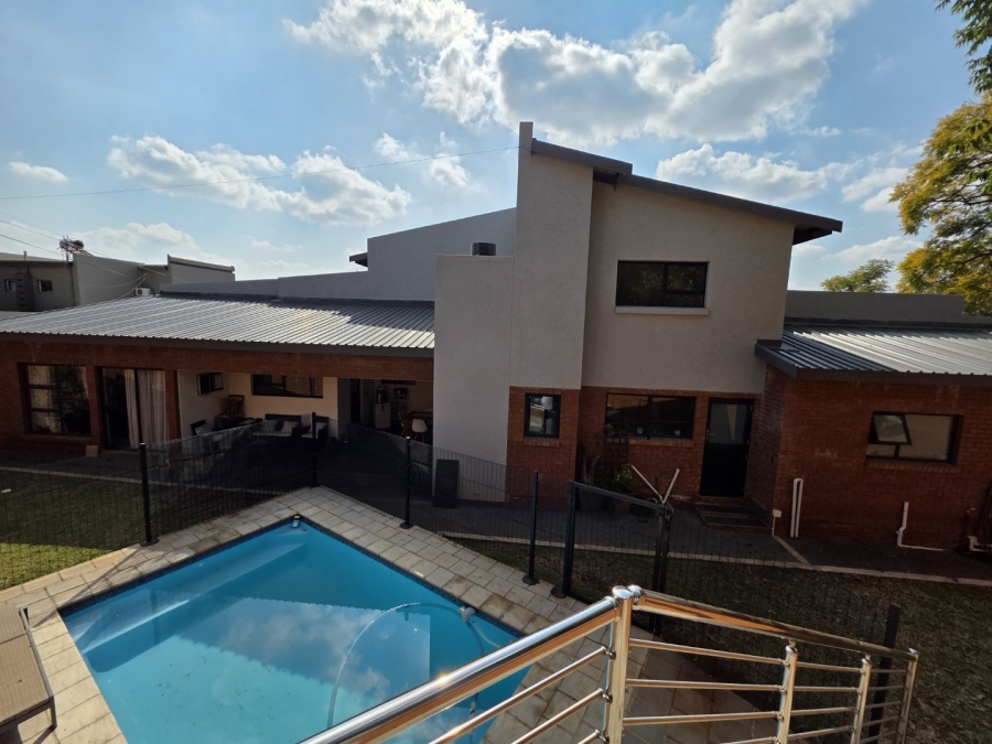6 Bedroom Property for Sale in Montana Park Gauteng