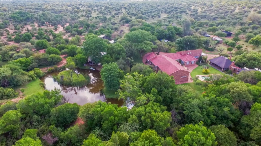 8 Bedroom Property for Sale in Dinokeng Game Reserve Gauteng