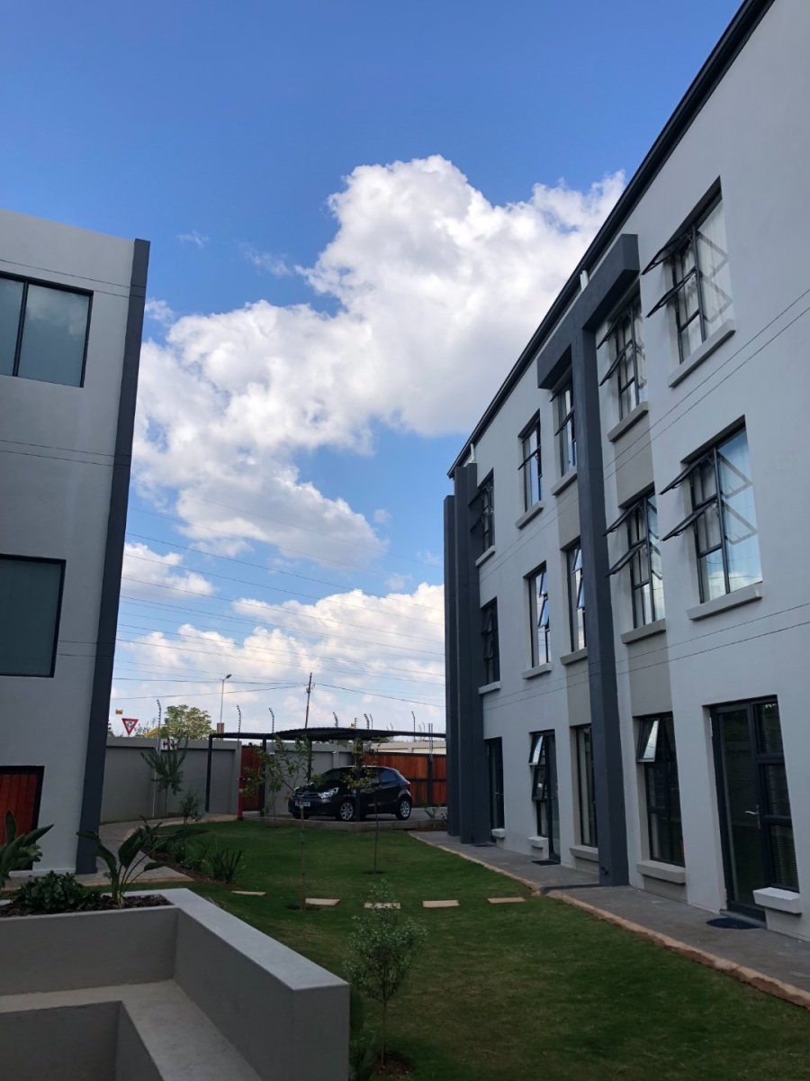 1 Bedroom Property for Sale in Clubview Gauteng