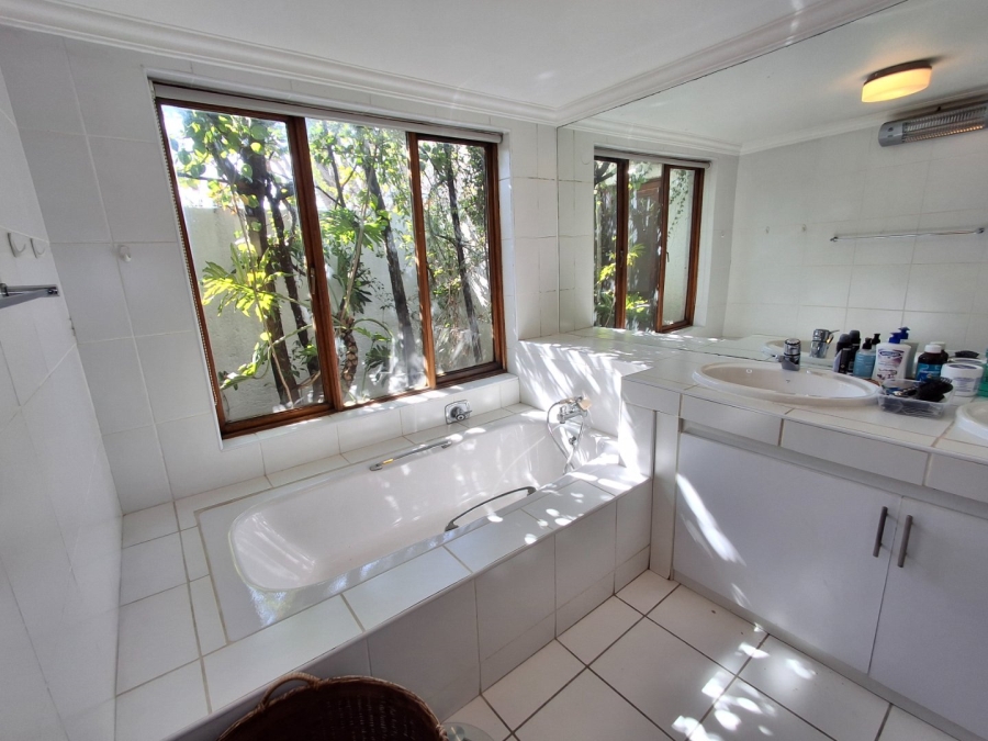 3 Bedroom Property for Sale in Parkhurst Gauteng