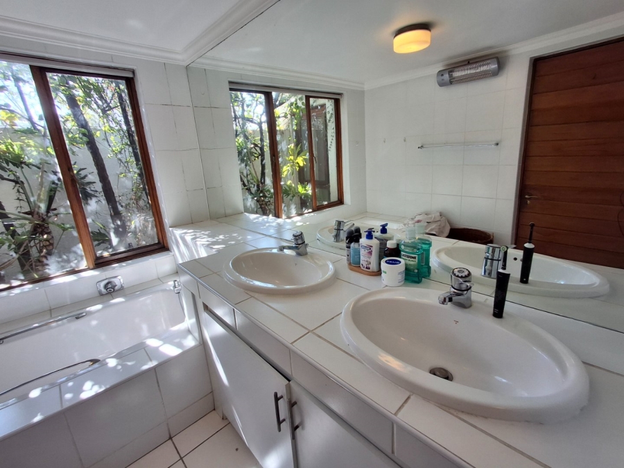 3 Bedroom Property for Sale in Parkhurst Gauteng