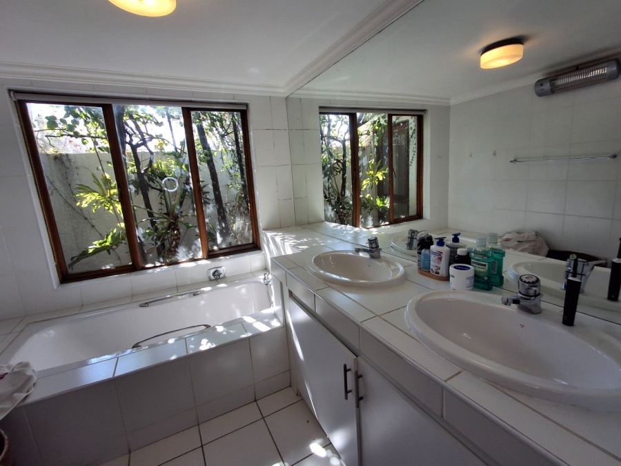3 Bedroom Property for Sale in Parkhurst Gauteng