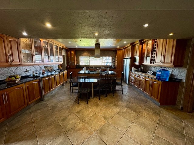 6 Bedroom Property for Sale in Bredell Gauteng