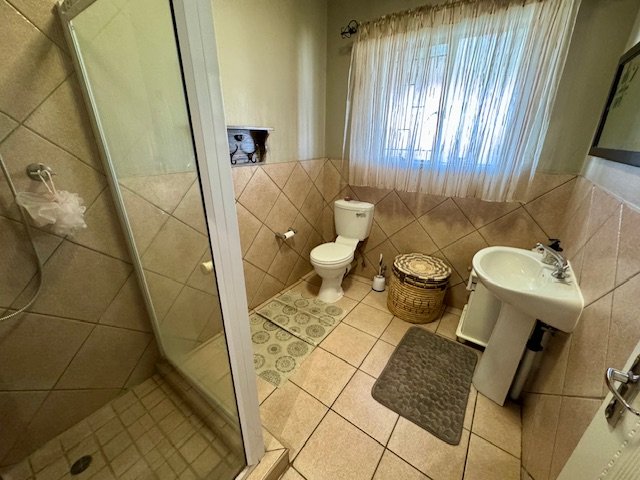 6 Bedroom Property for Sale in Bredell Gauteng