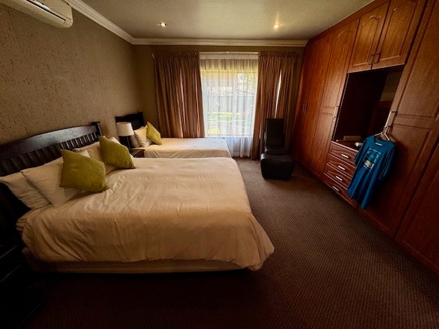 6 Bedroom Property for Sale in Bredell Gauteng