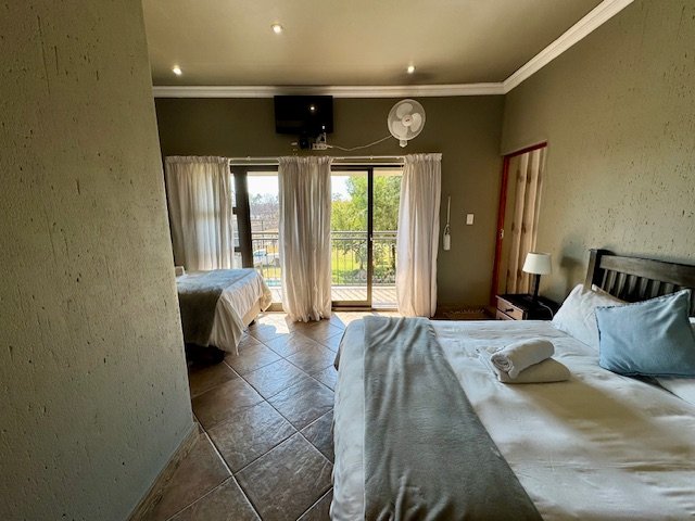 6 Bedroom Property for Sale in Bredell Gauteng