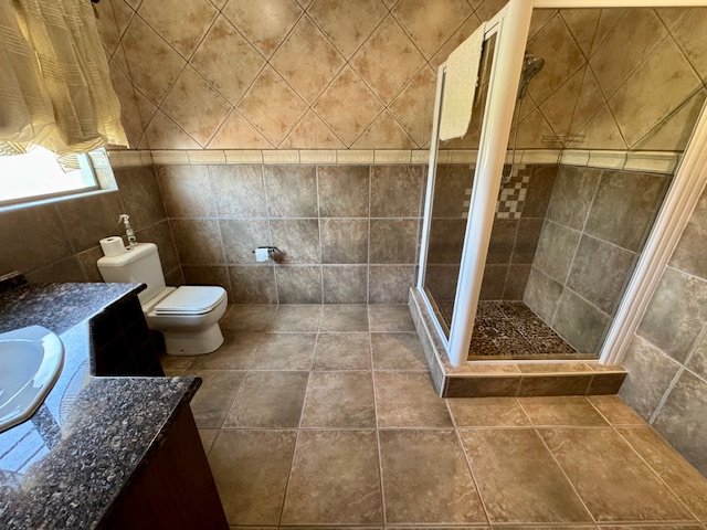 6 Bedroom Property for Sale in Bredell Gauteng