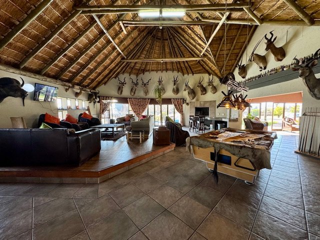 6 Bedroom Property for Sale in Bredell Gauteng