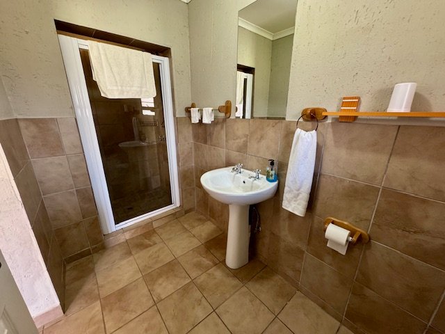 6 Bedroom Property for Sale in Bredell Gauteng