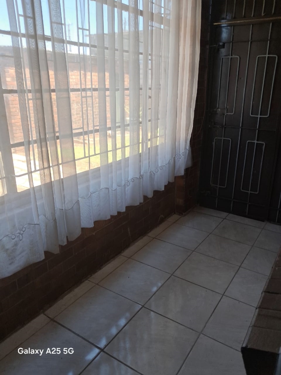 2 Bedroom Property for Sale in Brakpan Central Gauteng