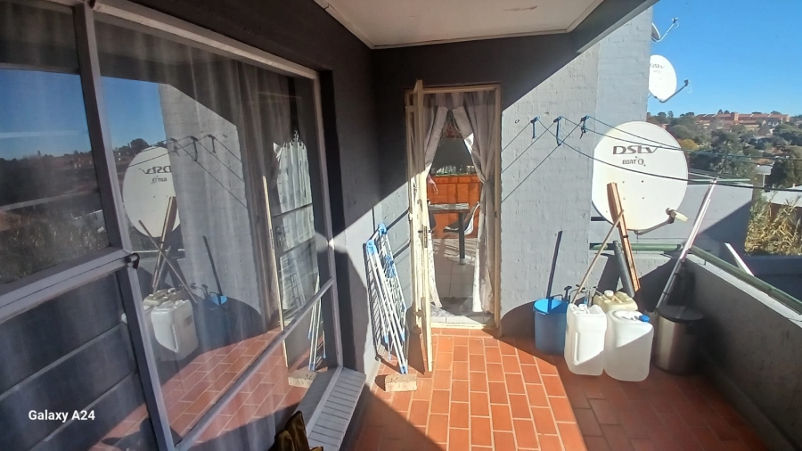 2 Bedroom Property for Sale in Townsview Gauteng