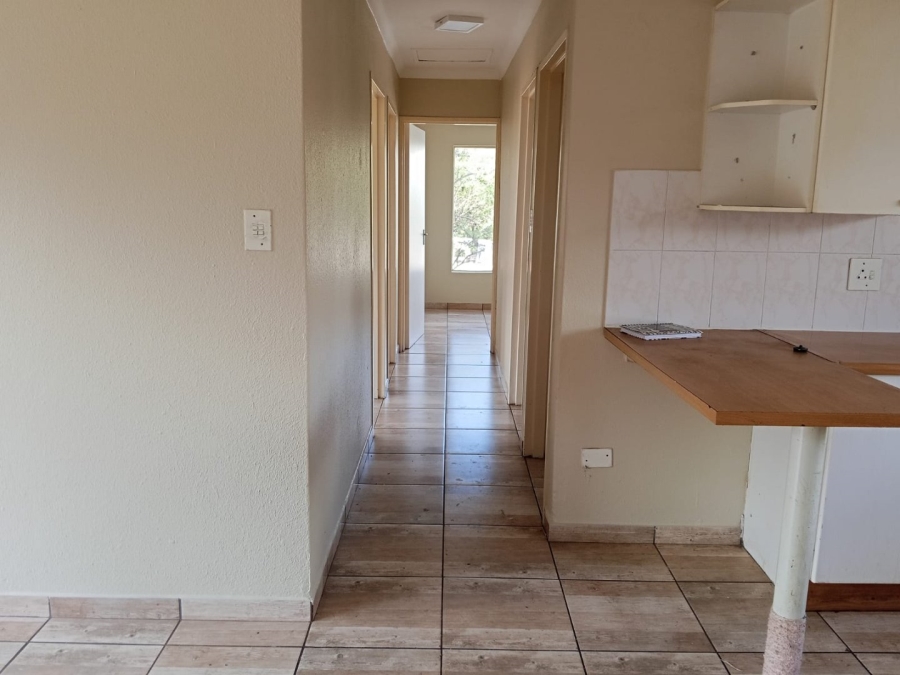  Bedroom Property for Sale in Mindalore Gauteng