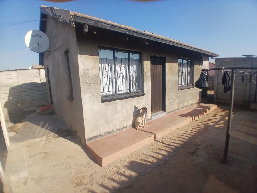 2 Bedroom Property for Sale in Etwatwa Gauteng